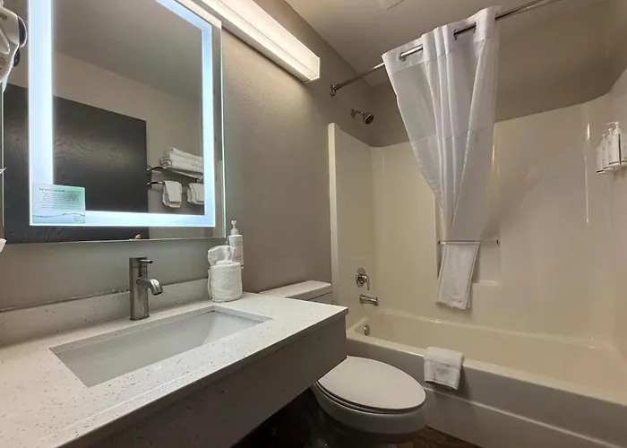 Hotel Microtel & By Wyndham