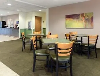 Microtel & By Wyndham Hotel Springfield