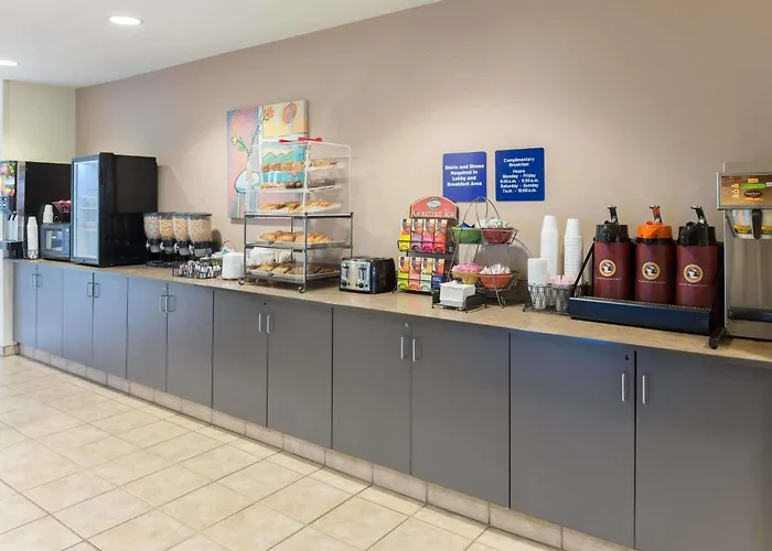 Microtel & By Wyndham Hotel