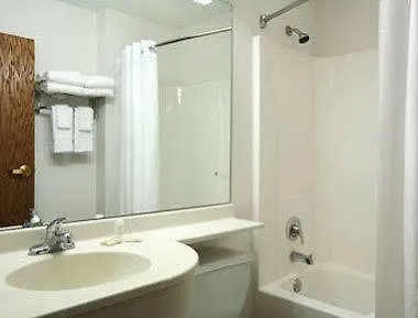 Microtel & By Wyndham 2* Springfield